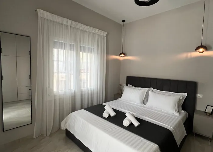 Oroa Apts *